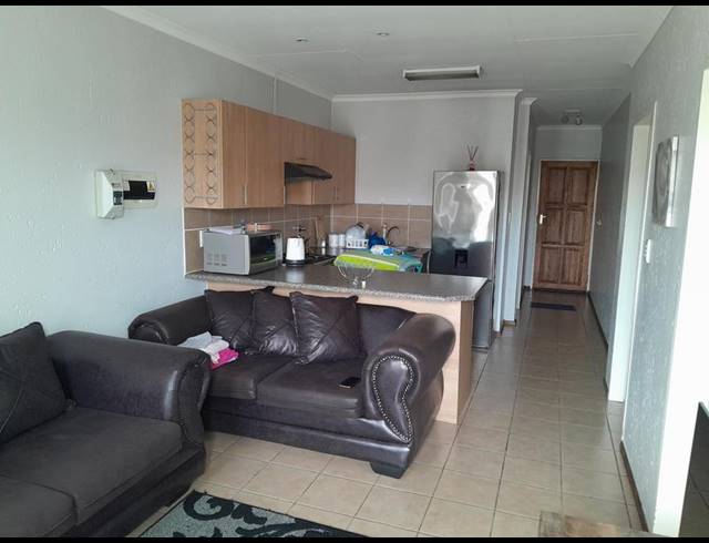 2 BEDROOM APARTMENT FOR SALE IN COMET